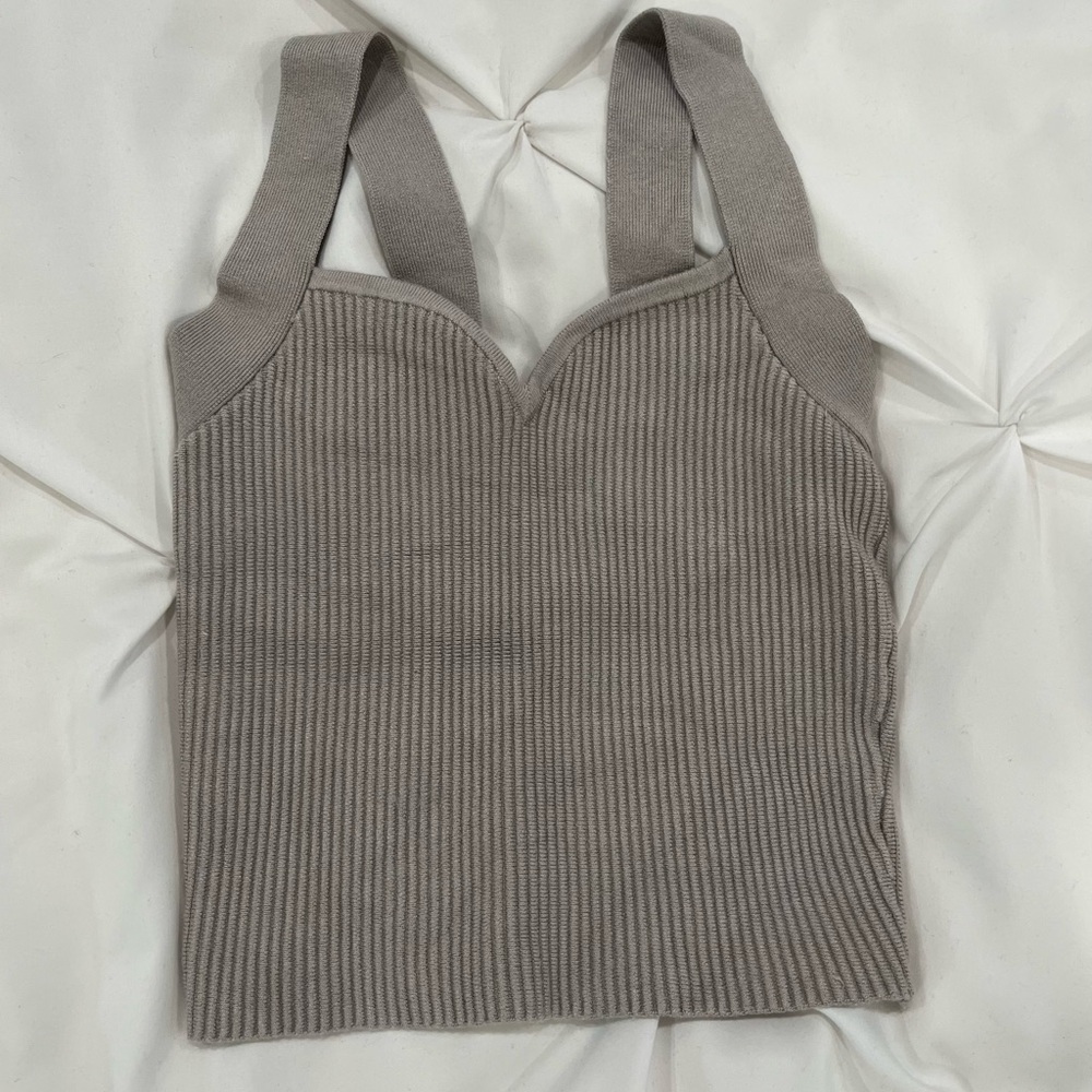 like new abercrombie and fitch ottoman sweetheart cropped tank xxs taupe
